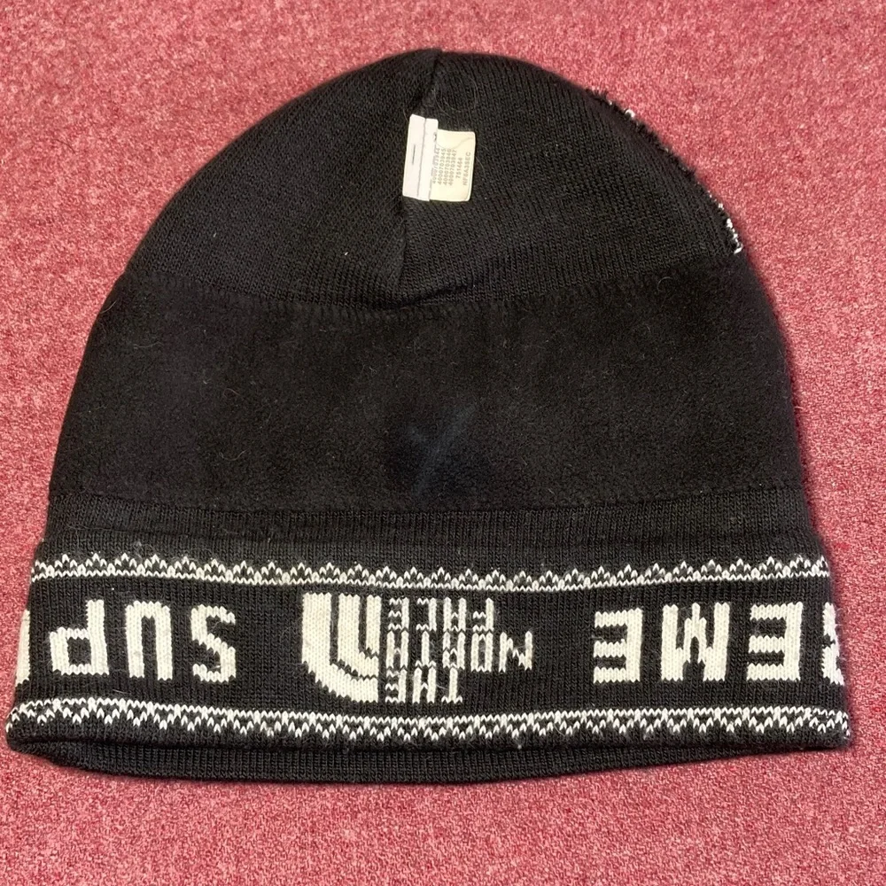 NORTH FACE X SUPREME Beanie - Picture 5 of 15